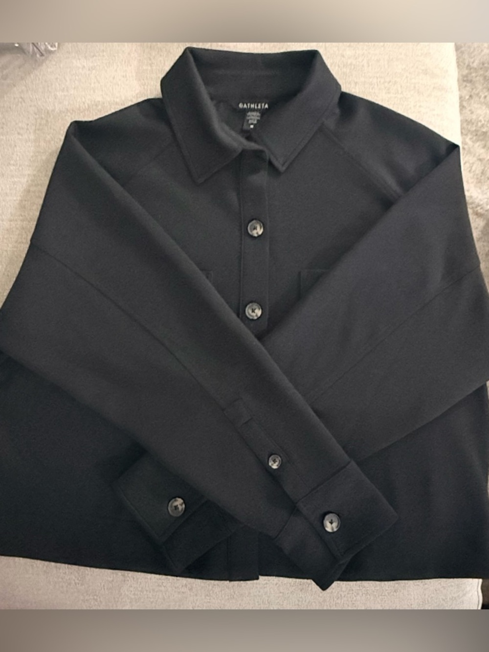 Athleta Allure Shirt Jacket
Womens Crop Long Sleeve Button Front - Picture 5 of 14